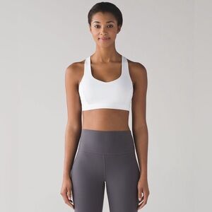 Lululemon Free To Be Serene Bra